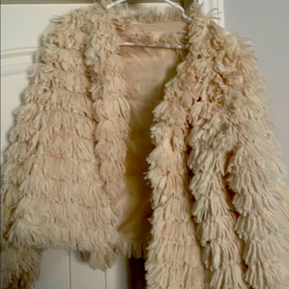 White short jacket / no size